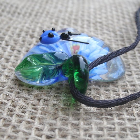 Murano Glass Apple Lady Bug Blue Flower Necklace - Picture 9 of 14